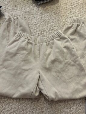 Brandy Melville oatmeal beige lounge sweatpants